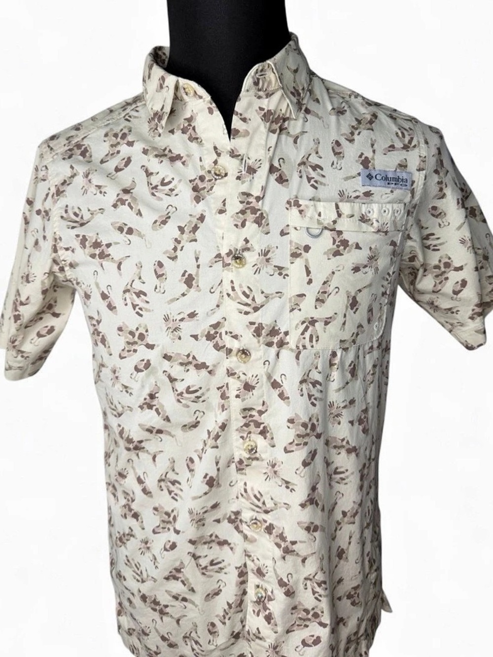 Columbia PFG Performance Fishing Gear Camo Button Down Shirt Size Small